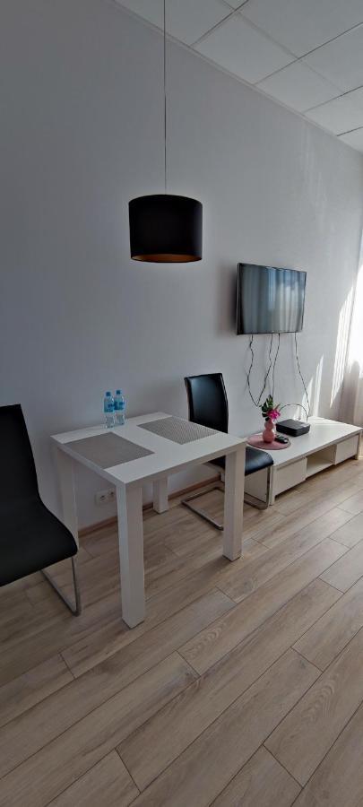 Apartamenty Comfort Na Alejach Jerozolimskich วอร์ซอ ภายนอก รูปภาพ