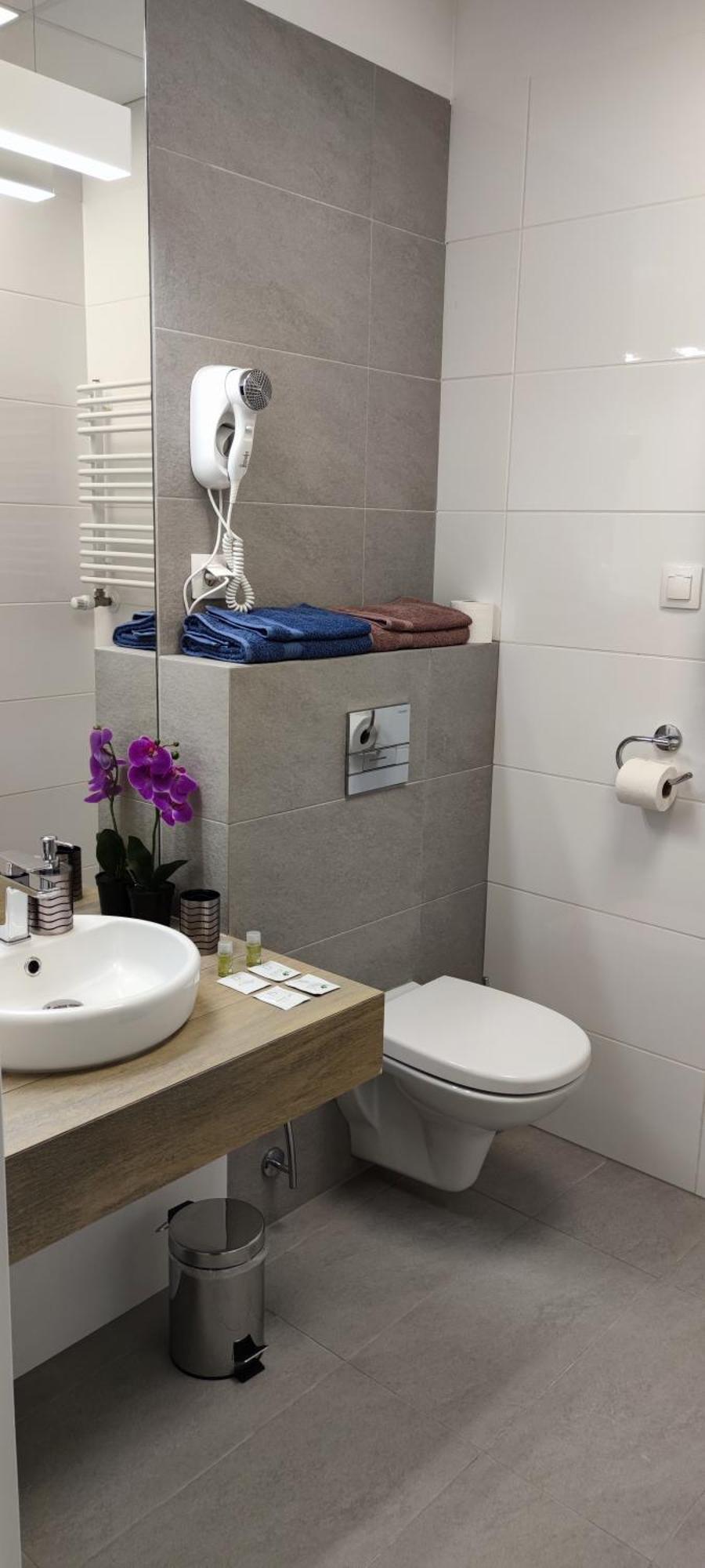 Apartamenty Comfort Na Alejach Jerozolimskich วอร์ซอ ภายนอก รูปภาพ